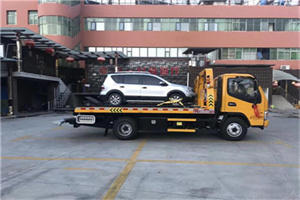 元宝山汽车紧急补胎换胎救援